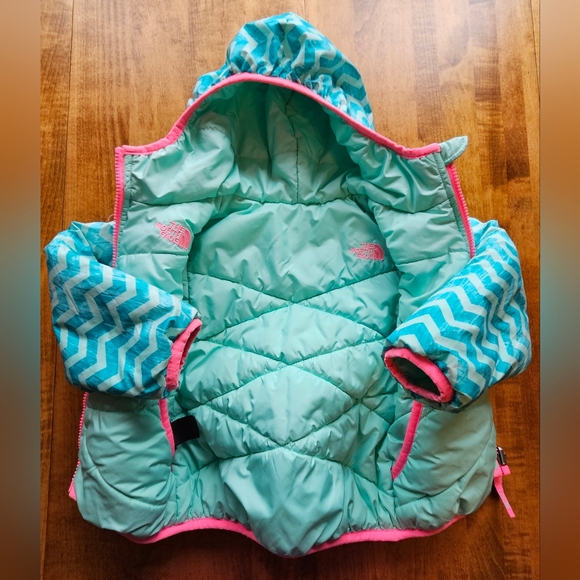 Thermoball Reversible Jacket - Picture 3 of 8